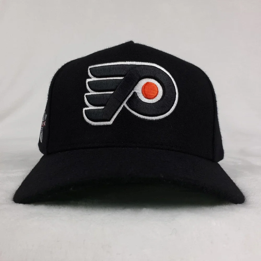 Philadelphia Flyers Mitchell & Ness NHL Pro Fit Snapback Hat Cap 3D Logo NWT‎